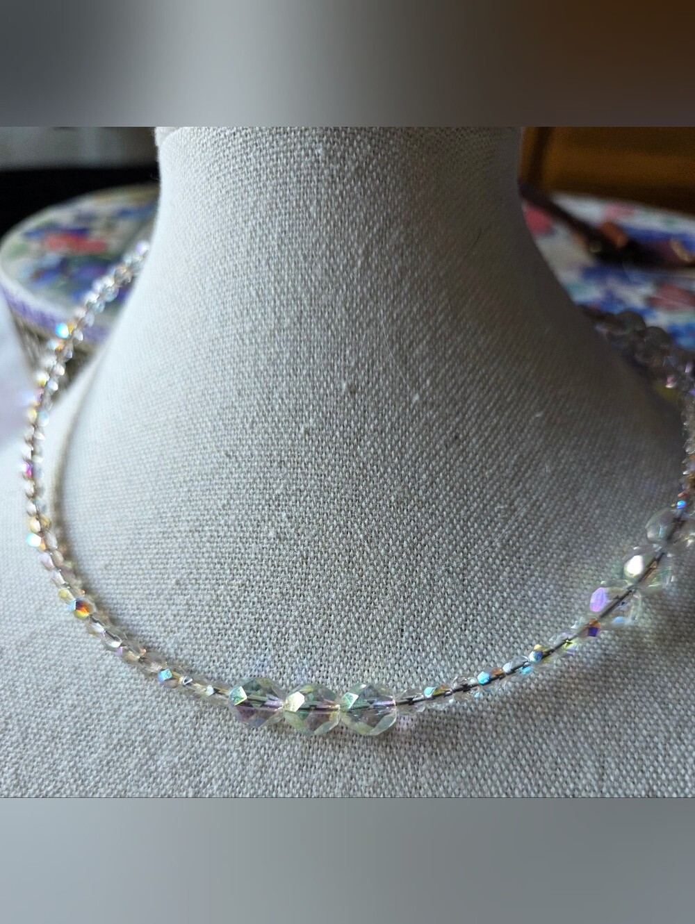 Vtg Aurora Borealis Faceted Glass Crystal Single Strand Necklace AB Choker